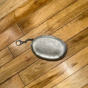 Woman’s Ugg coin pouch zip scalloped metallic leather